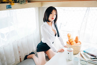 [Loozy] Son Ye-Eun (손예은)- Officegirls Vacation Vol.2