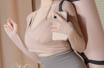 Coser@黏黏团子兔 – 2025年06月 上门私教课 Part01 (56P – 2V)