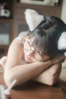 [PINK] U.Hwa (은유화) – My Cat
