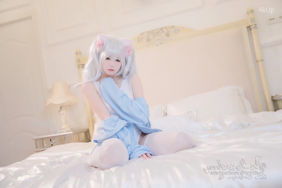 Coser@黏黏团子兔 做你的猫