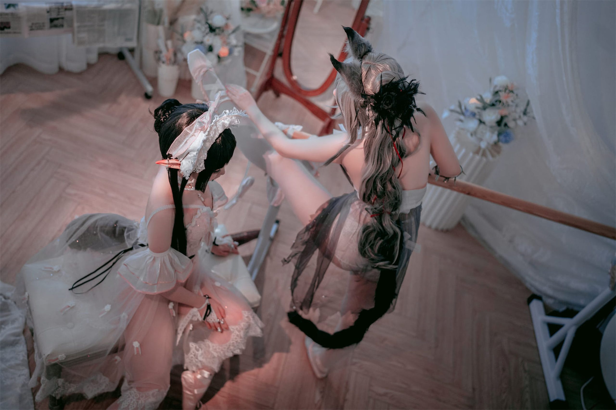 [福利COS] 可爱人气Coser面饼仙儿&半半子 - Arknights 黑x森蚺バレエ