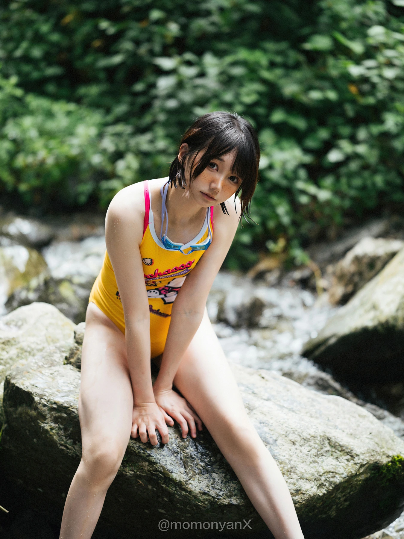Shizuku しずく, 写真集 Fantia 原魔物喵 「夏の小川」 Set.01