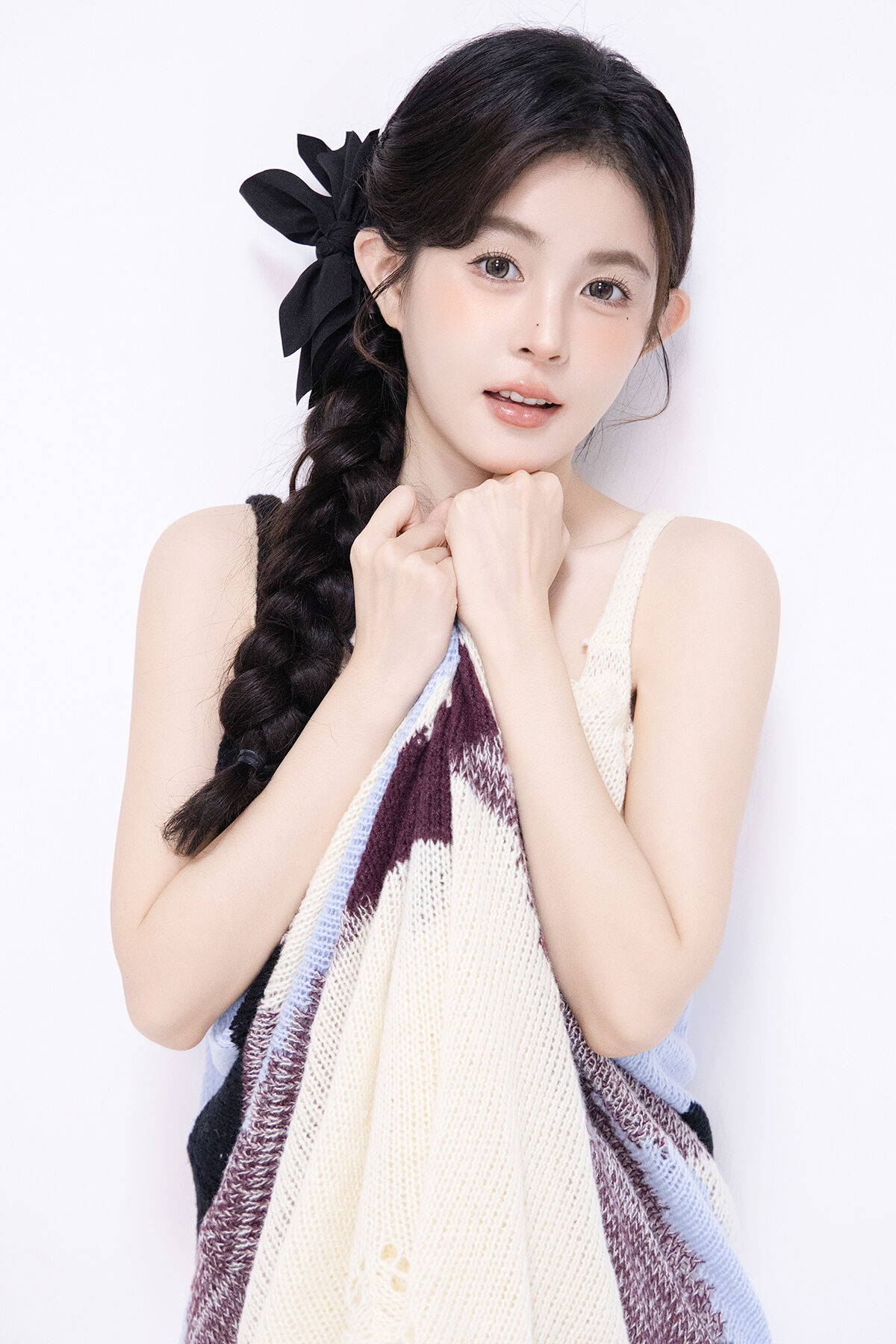 YiTuYu艺图语 Vol.7627 Luo Xin Xin