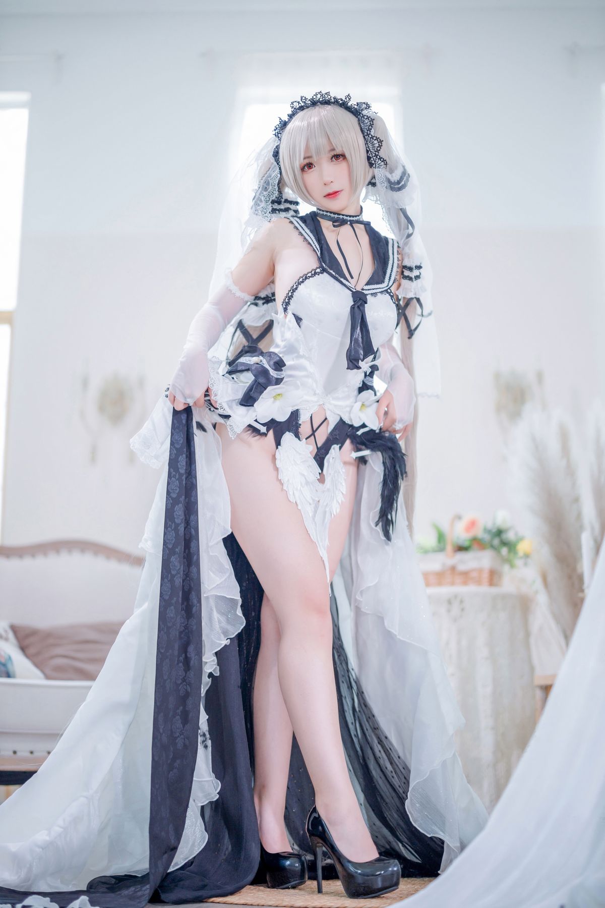Coser@樱落酱w – 碧蓝航线 可畏 礼服 (21P)