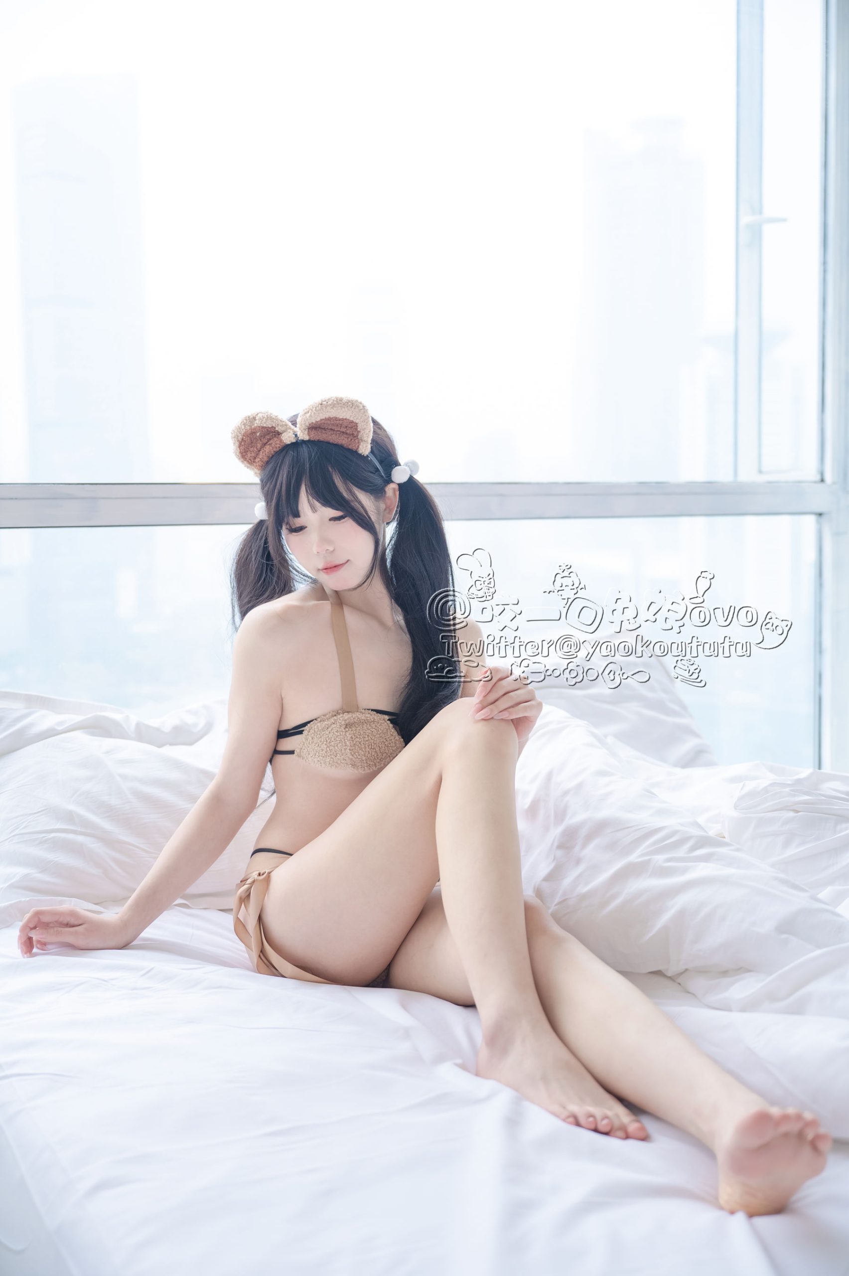 [福利COS] 咬一口兔娘 - 小熊睡衣