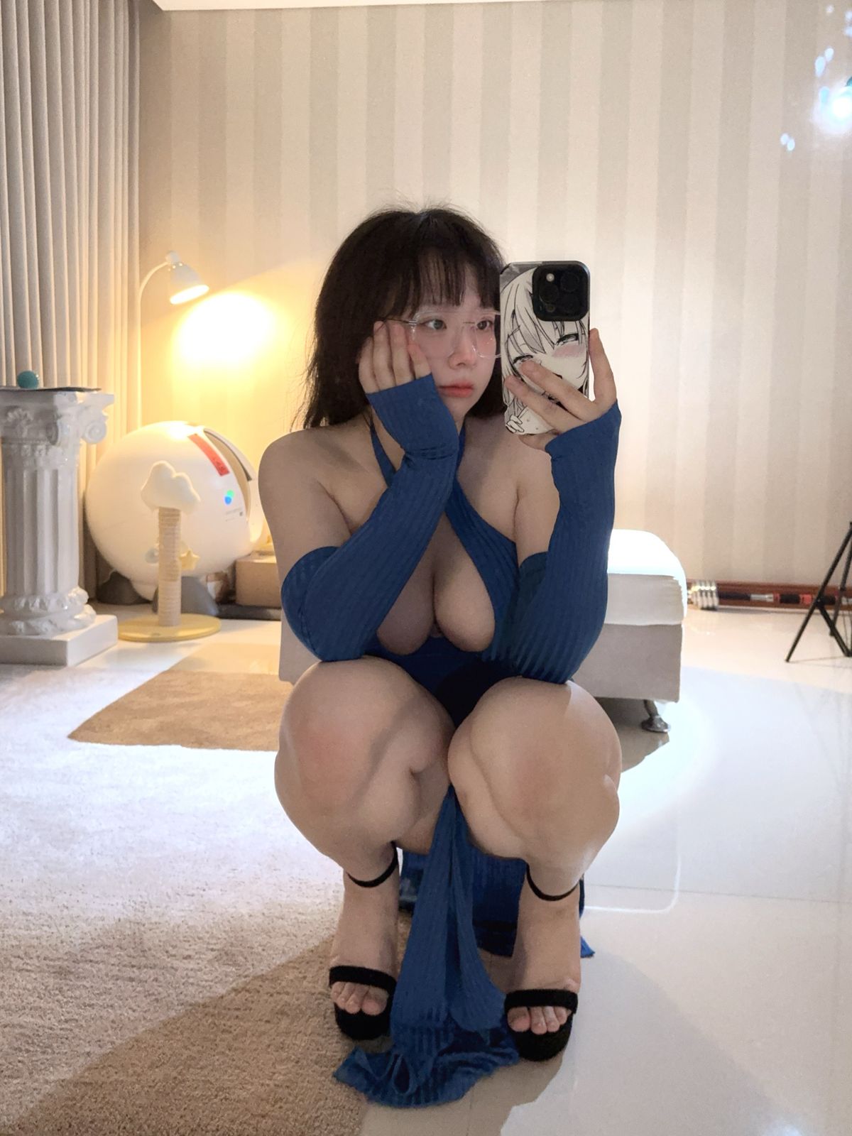 Coser@皮皮奶可可爱了啦 – 蓝色旗袍 (18P – 1V)