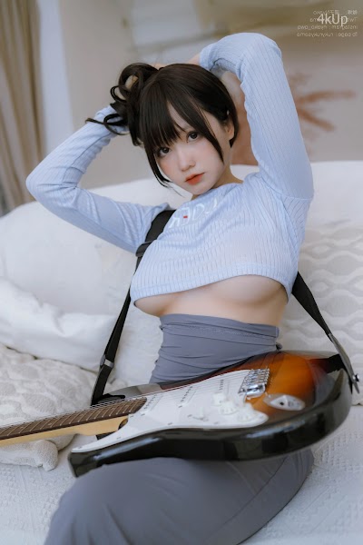 Coser@Nyako喵子 吉他妹妹连衣裙
