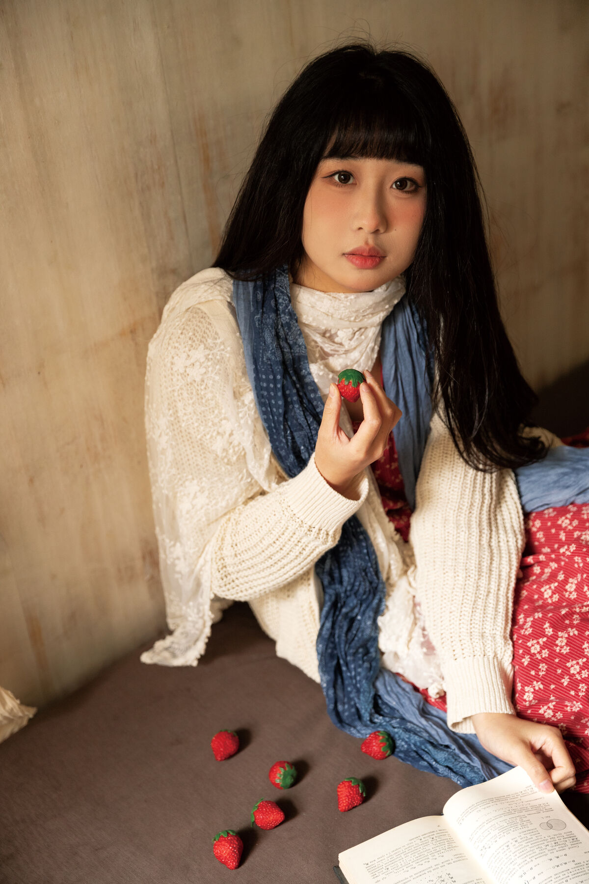 YiTuYu艺图语 Vol.8505 梅子梅子 (28P)