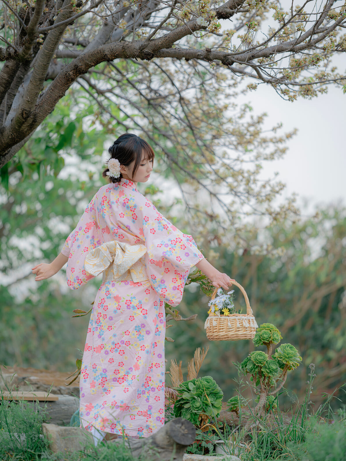 Coser@Nagisa魔物喵 – 2025年04月打包合集 Part02 (73P)