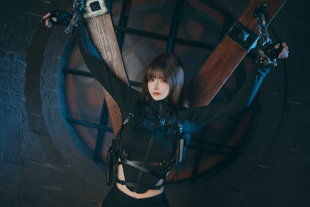 Coser@鹿八岁 – 特工的堕落 后篇 Part01 (56P – 1V)