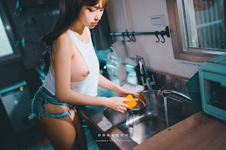 Coser@慕慕Momo – 新婚後不斷誘惑我的妻子