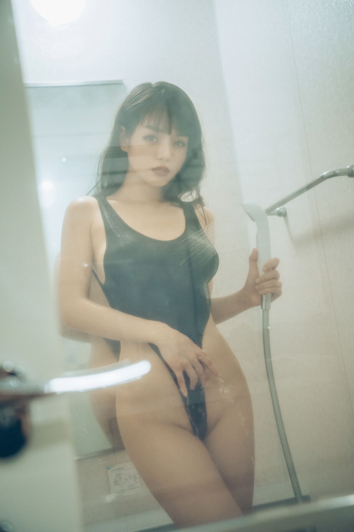 EIMI – Undergarments (88P)