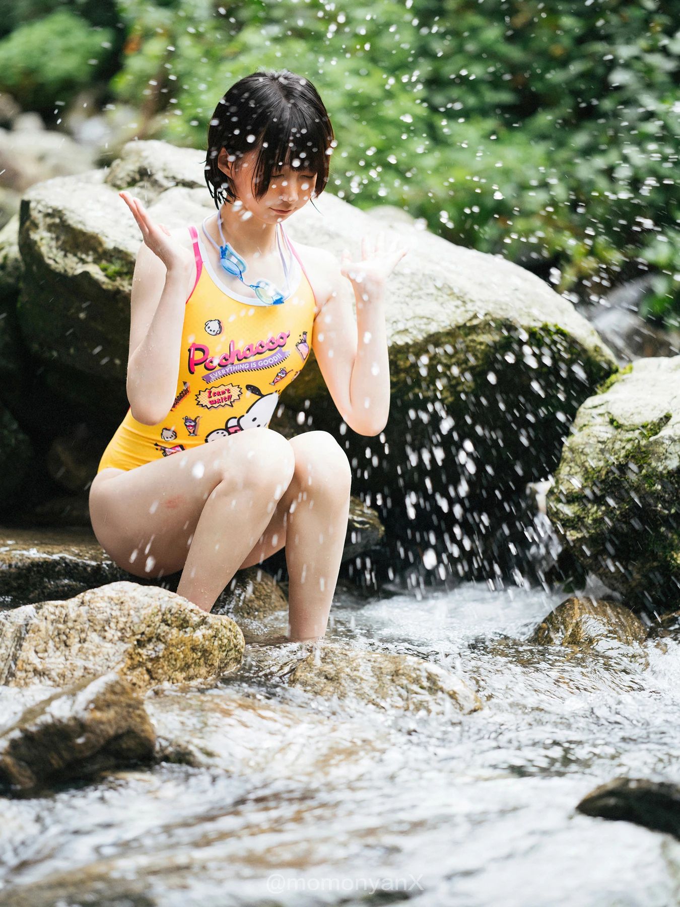 Shizuku しずく, 写真集 Fantia 原魔物喵 「夏の小川」 Set.02