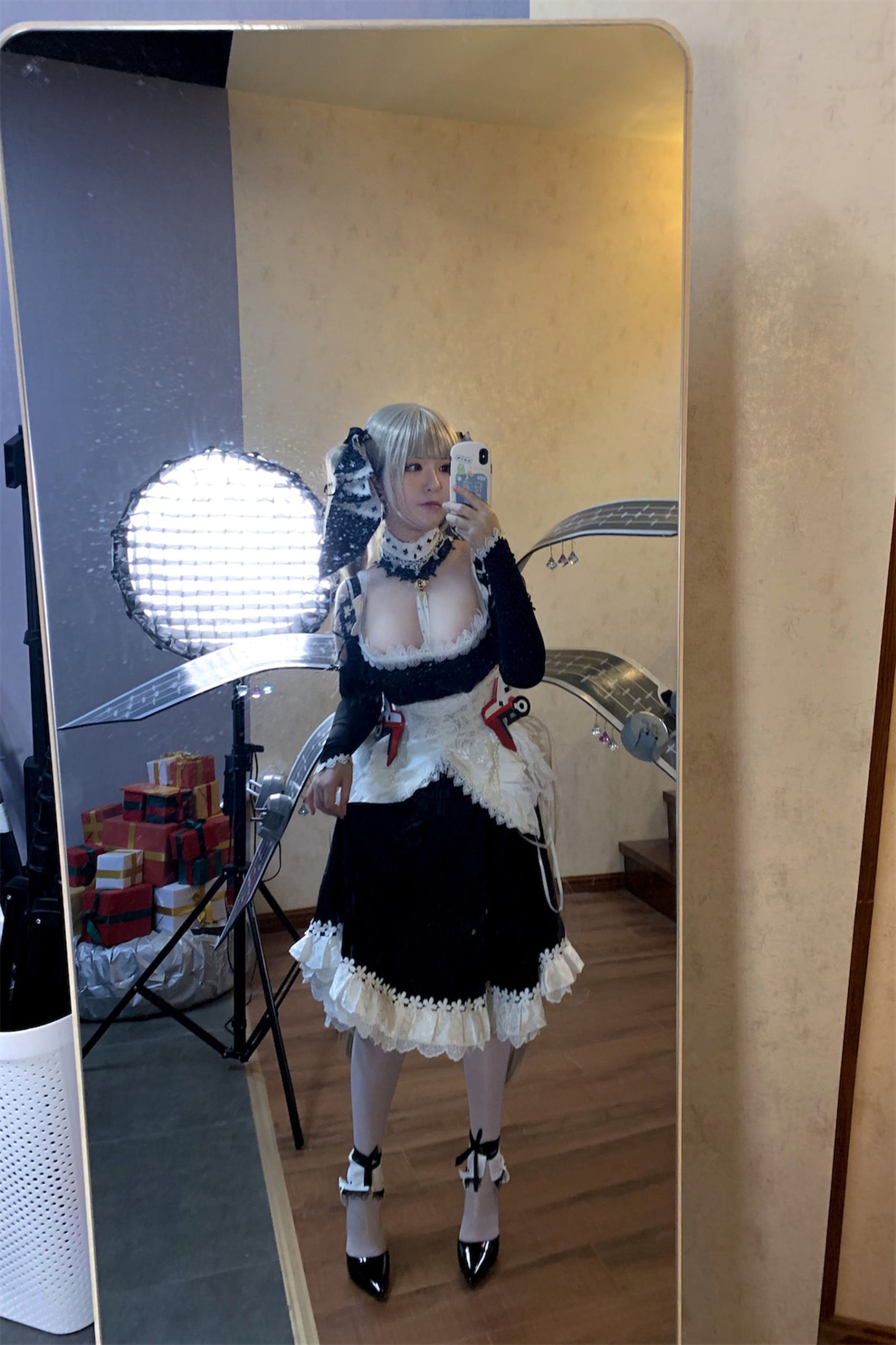 [福利COS] 半半子 - 可畏