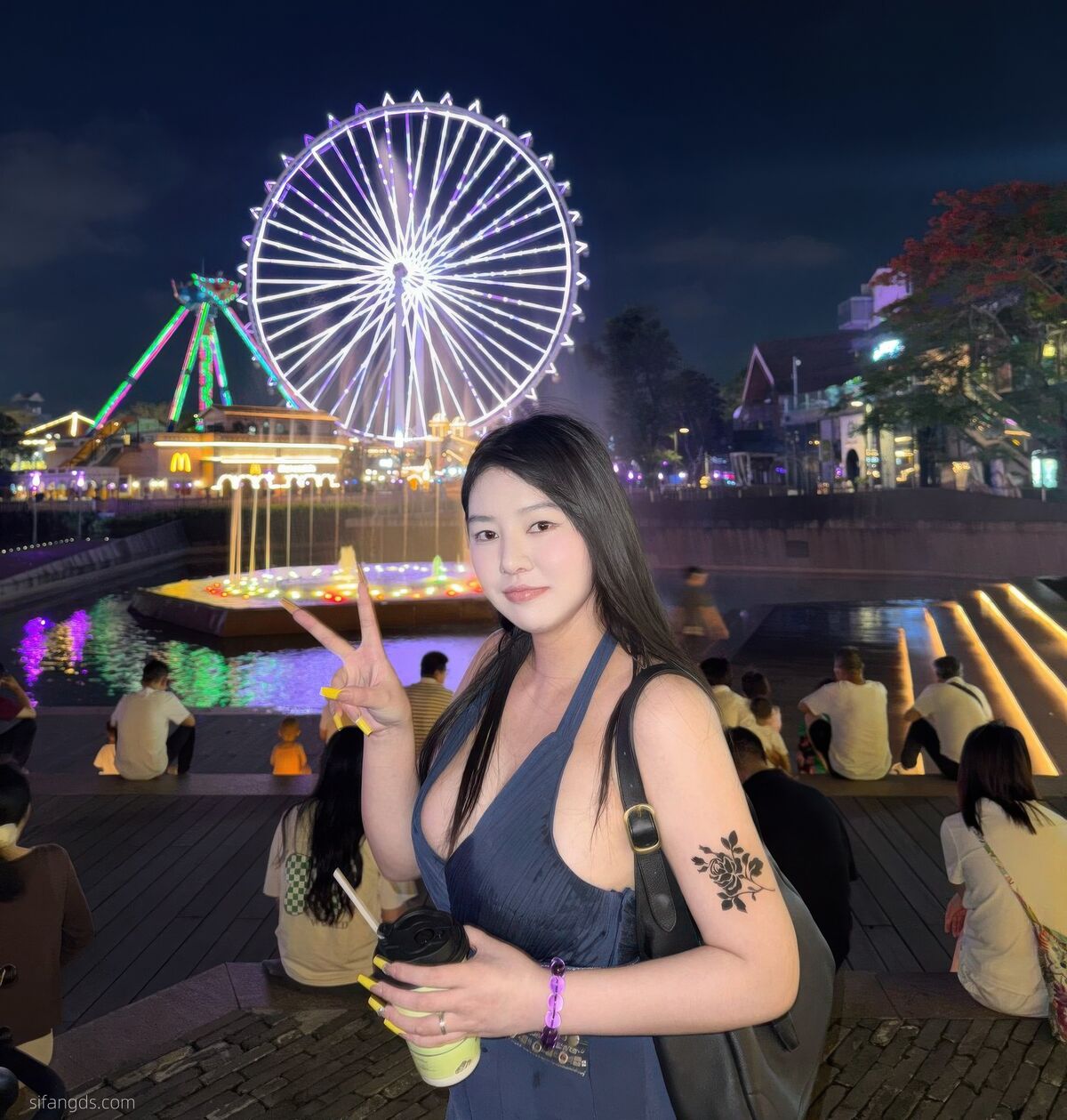 Sha Le Mei Xiao Cang Lao Shi 莎乐美小苍老师 – 网红外围 最新私密群门槛福利 Part01 (61P – 28V)