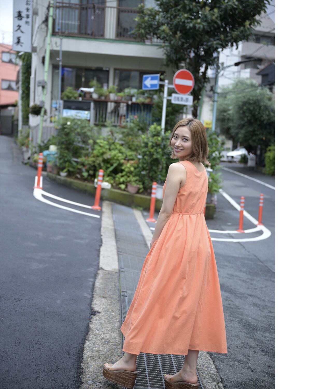 JP Kami Anna 加美杏奈 – 週刊現代デジタル写真集 隣の部屋の美脚お姉さん プレミアムヌードシリーズ (66P)