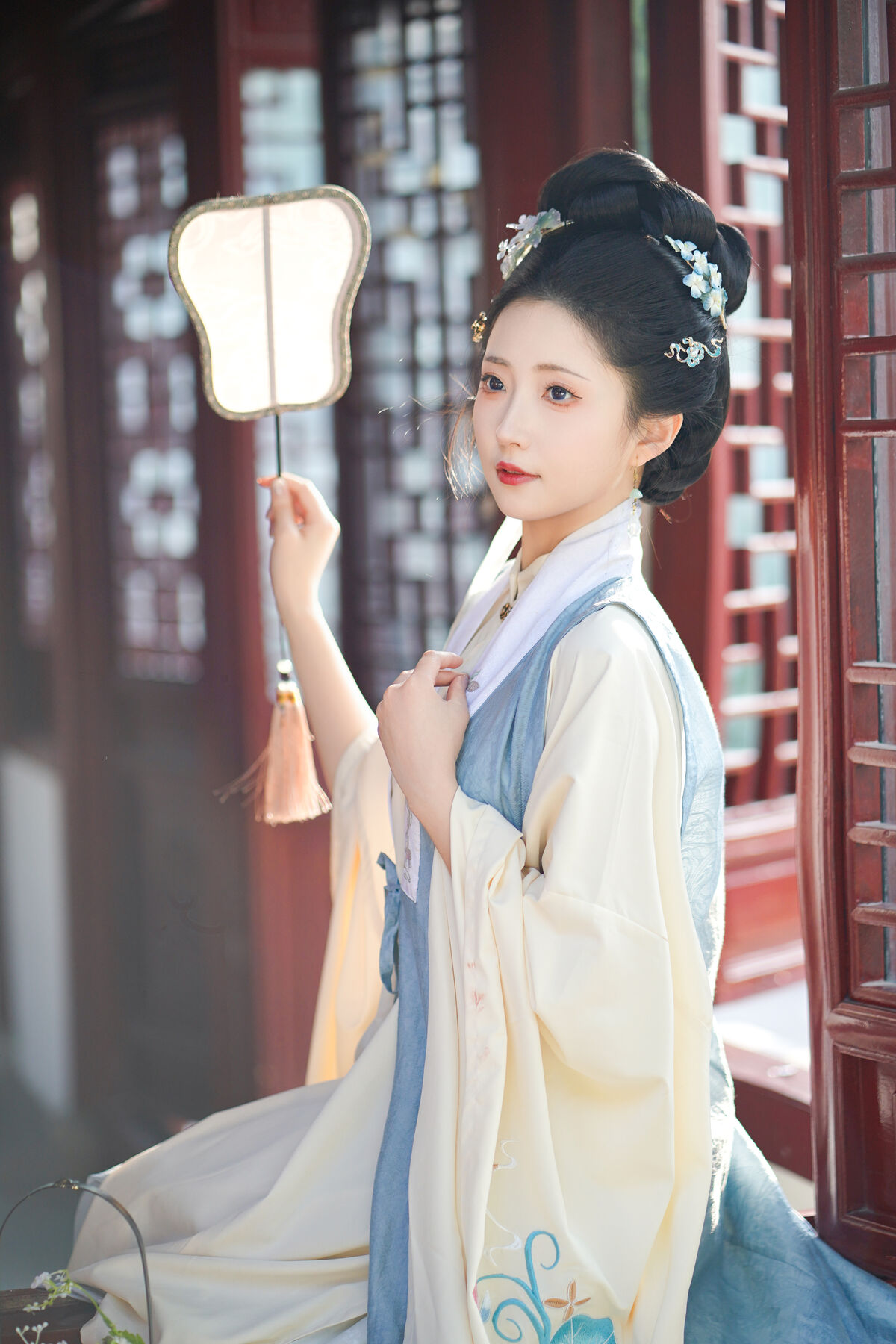 YiTuYu艺图语 Vol.8507 兔牙w (24P)