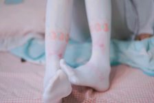 [网红COSER写真] 萌妹子眼酱大魔王w - 踩玩偶