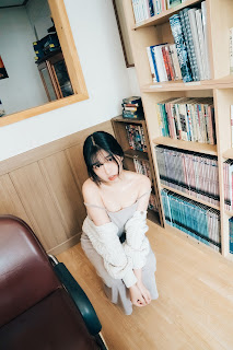 [Loozy] Sonson (손손) – Comic Shop Girl (+S.Ver)