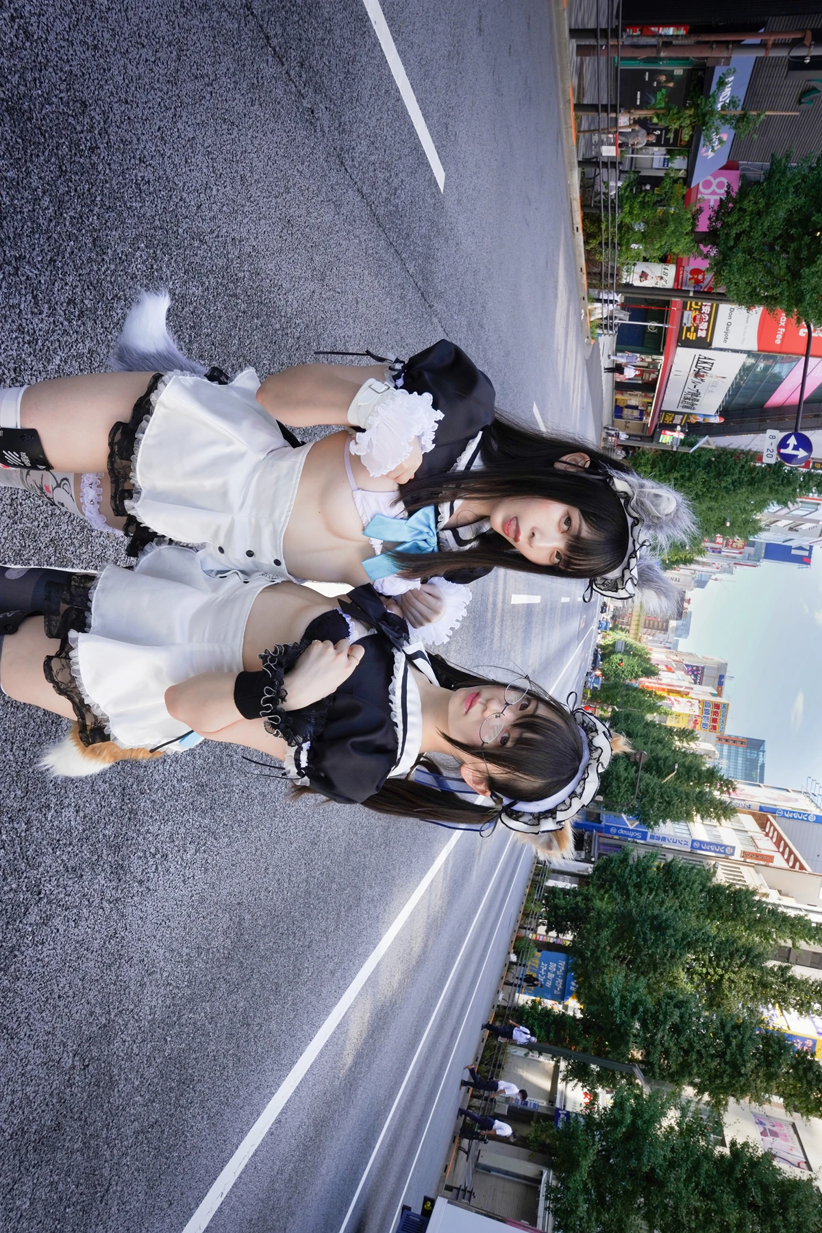 Sui Utatane うたたね翠, Mizuna Shione 水那しおね, 写真集 「野生のメイドがあらわれた！」 Set.02