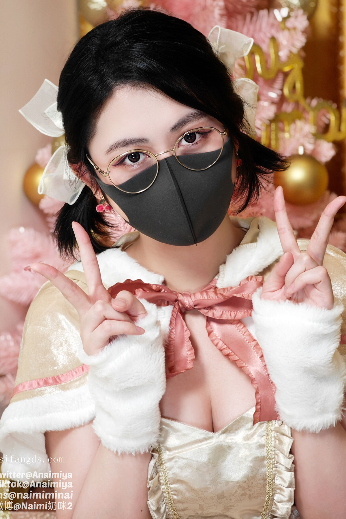 Coser@Anaimiya奶咪 – OF 2024 12月-圣诞礼物