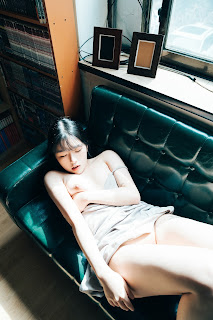 [Loozy] Sonson (손손) – Comic Shop Girl (+S.Ver)