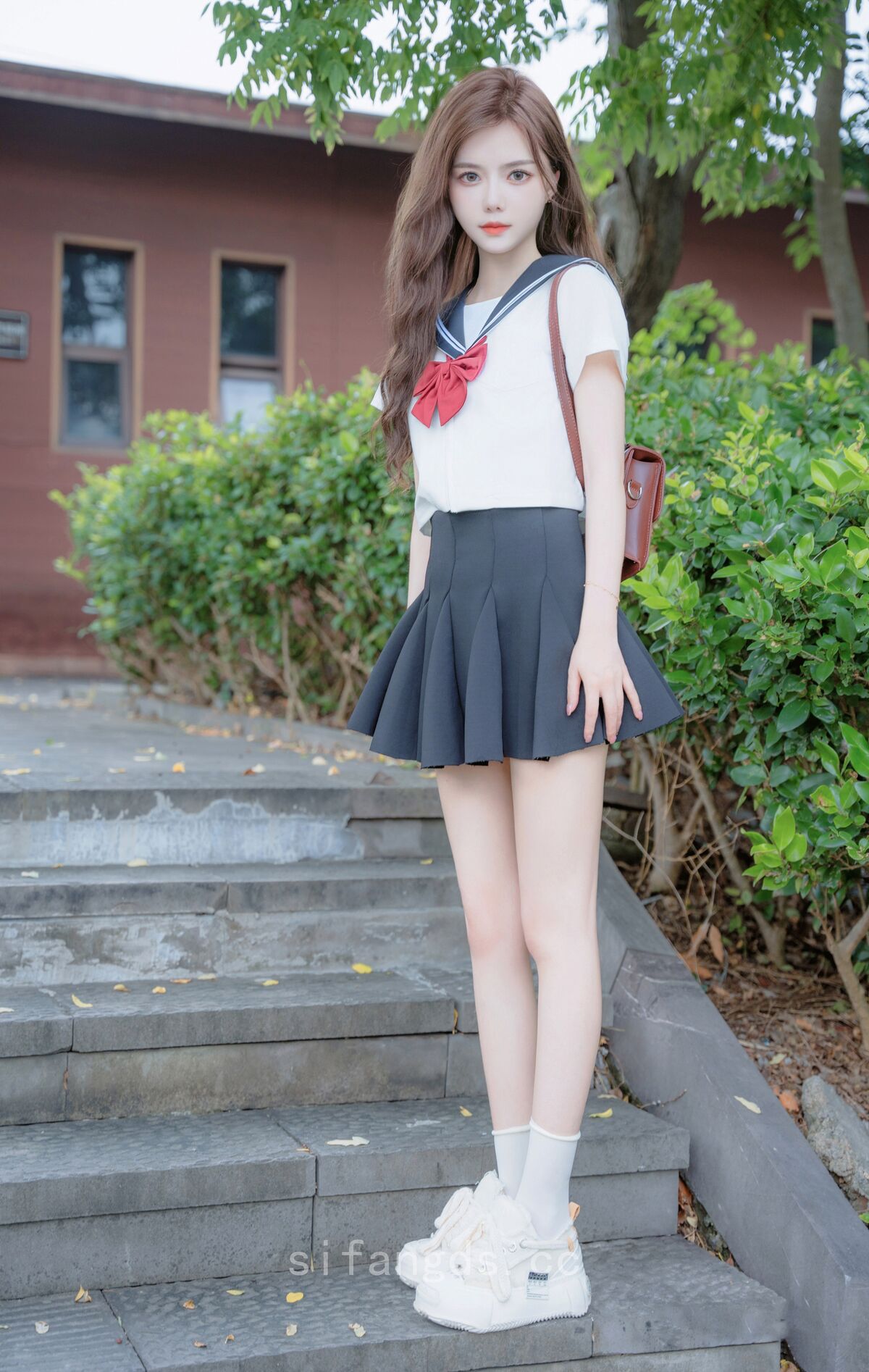 XR Uncensored Pai Huang Gua 拍黄瓜 – R18 秀人网模特 纯真与活力的完美结合 Part01 (51P – 2V)