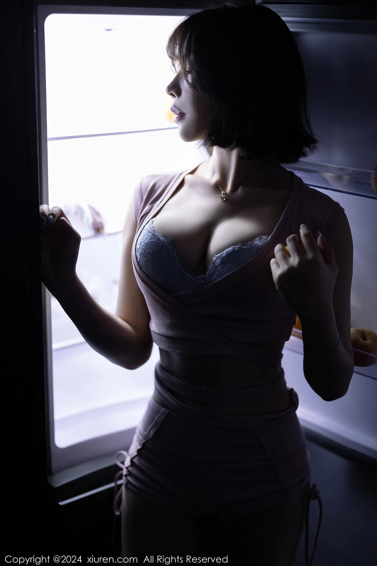 XiuRen秀人网 No.8836 徐莉芝Booty