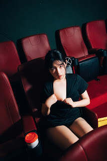[Loozy] Sonson (손손) – Cinema Girl (+S.Ver)
