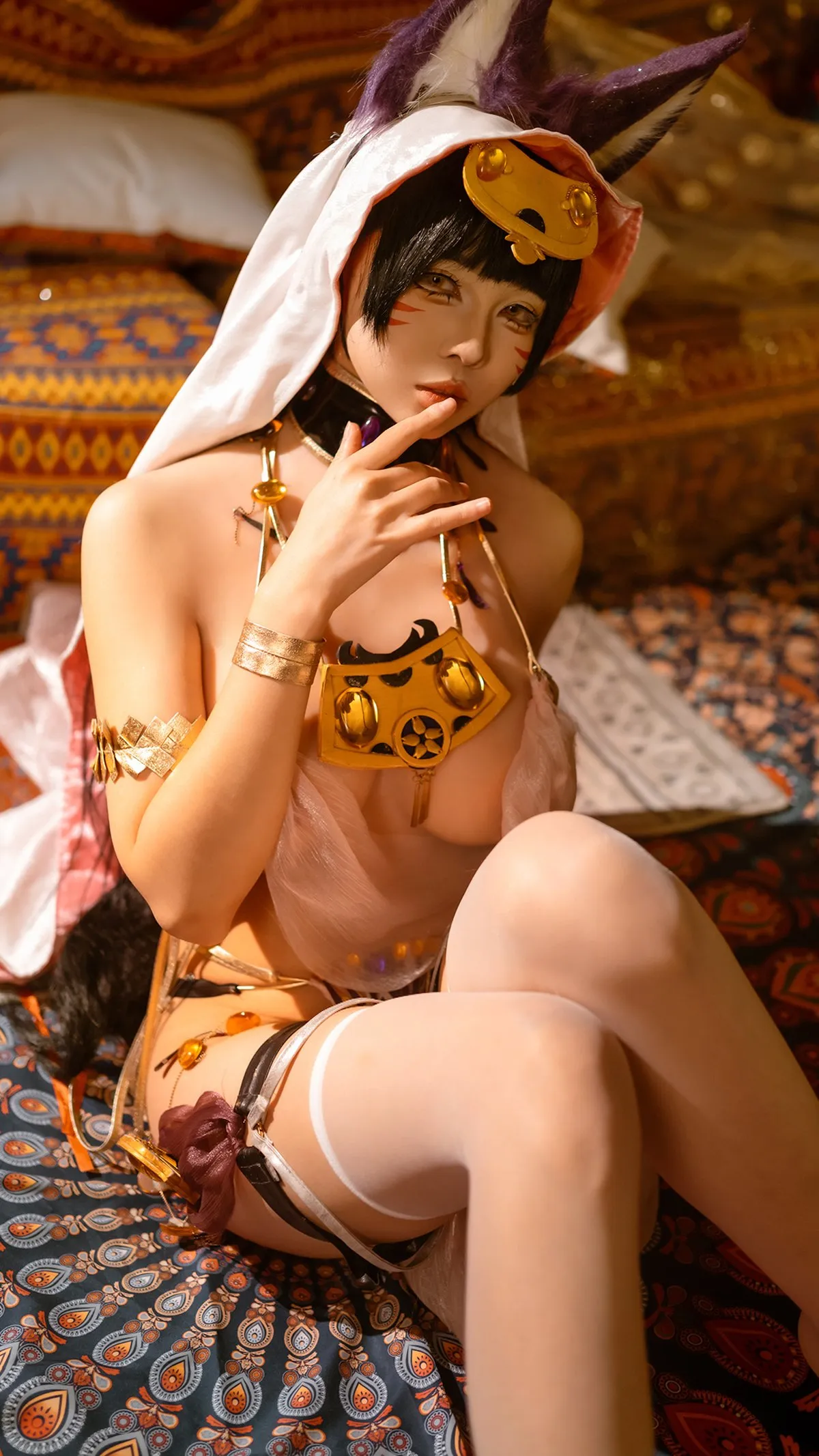 Coser@黏黏团子兔 – 04月作品 总裁攻略 Buttons Part01 (73P – 1V)