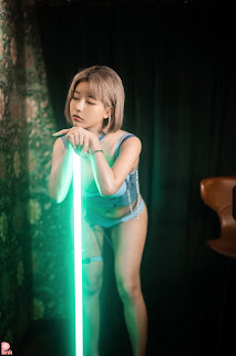 [PINK] U.Hwa (은유화) – Secret Present No.02