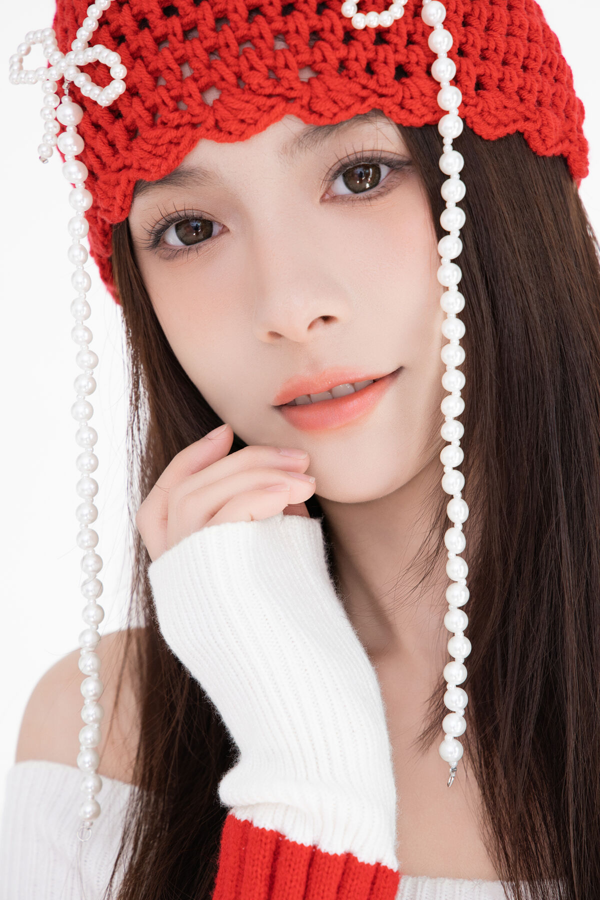 YiTuYu艺图语 Vol.8484 白了还想白 (23P)