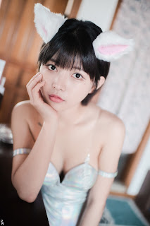 [PINK] U.Hwa (은유화) – My Cat