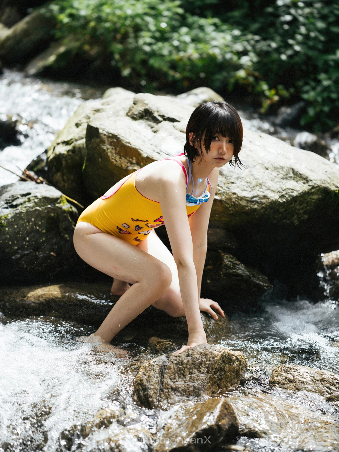 Shizuku しずく, 写真集 Fantia 原魔物喵 「夏の小川」 Set.01