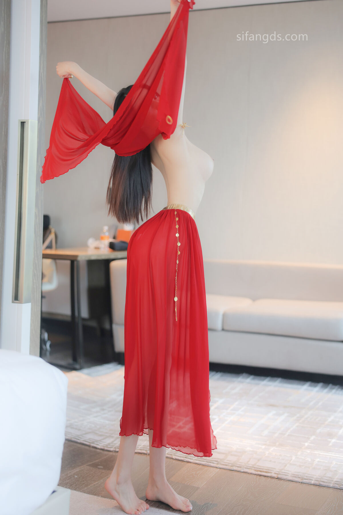 XR Uncensored Qing Miao 清妙 – R18 秀人网模特 红色舞裙 S Part02 (47P)