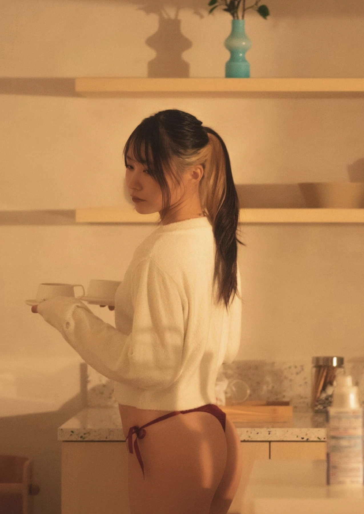 MEI 芽衣, 写真集 Wunder Publishing House 「芽ばえちゃう」 Set.01