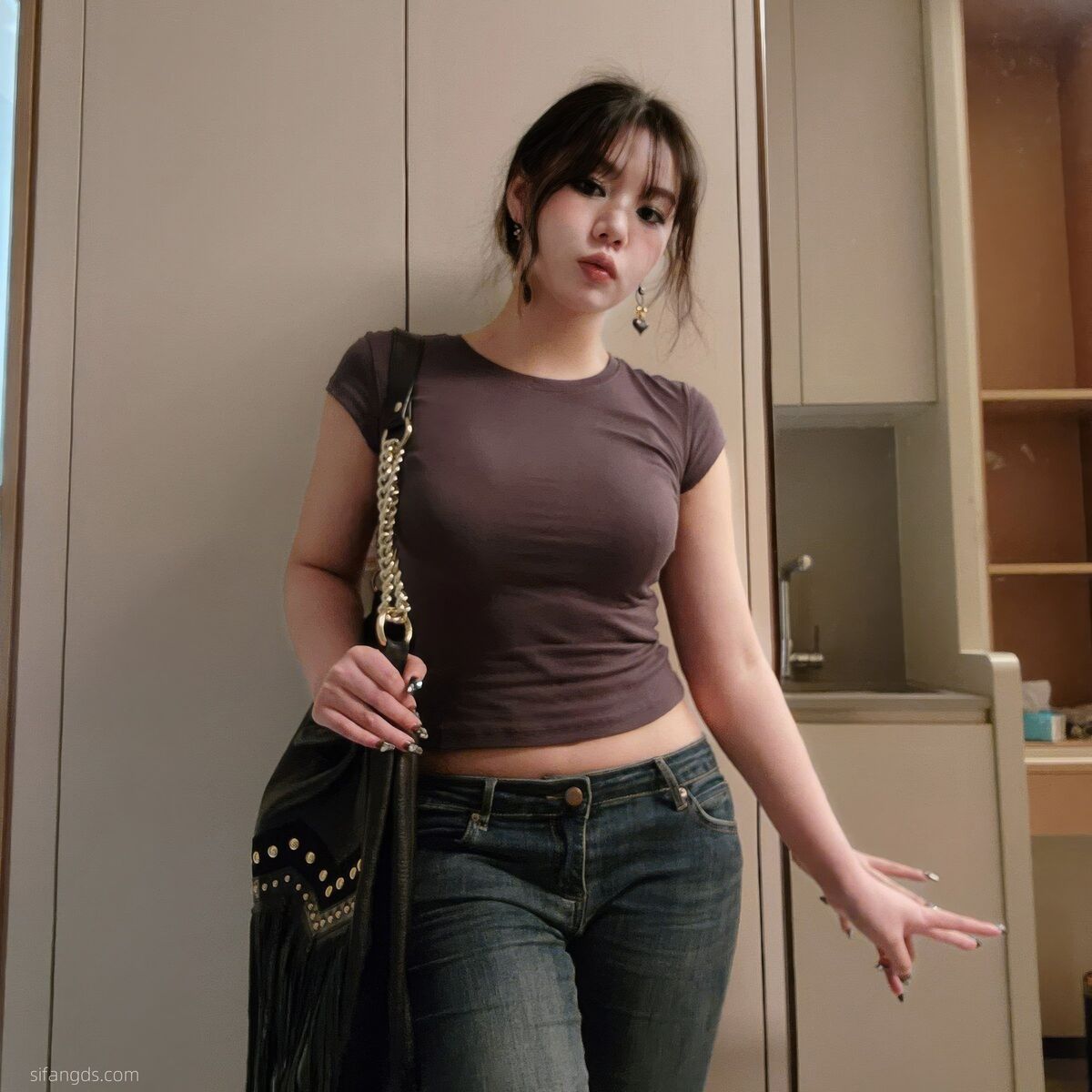 Sha Le Mei Xiao Cang Lao Shi 莎乐美小苍老师 – 网红外围 最新私密群门槛福利 Part05 (61P)