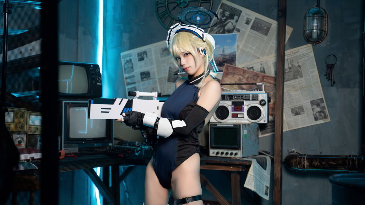 Coser@三無人型 – 蔚蓝档案 飞鸟马时兔女郎 (60P)