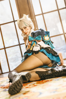 Coser@慕慕Momo – 原神 Genshin 琳妮特的色情魔術 室内