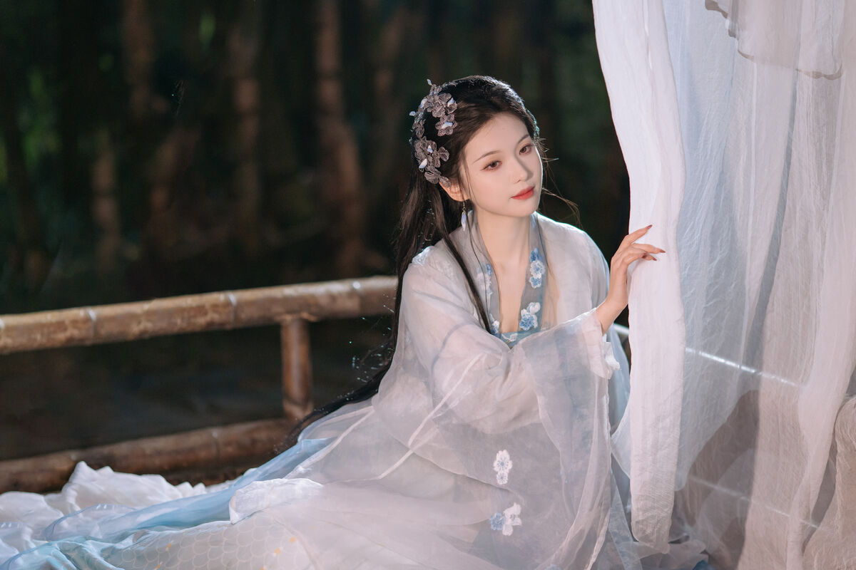 YiTuYu艺图语 Vol.8501 可可k_ (22P)