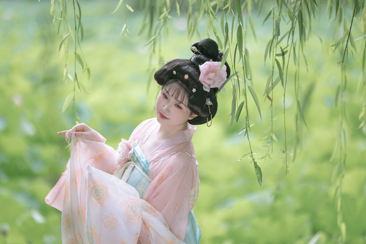 YiTuYu艺图语 Vol.8519 子小浔 (29P)