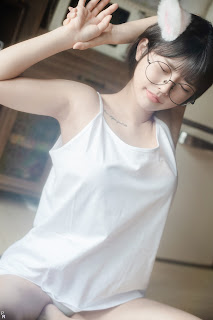 [PINK] U.Hwa (은유화) – My Cat