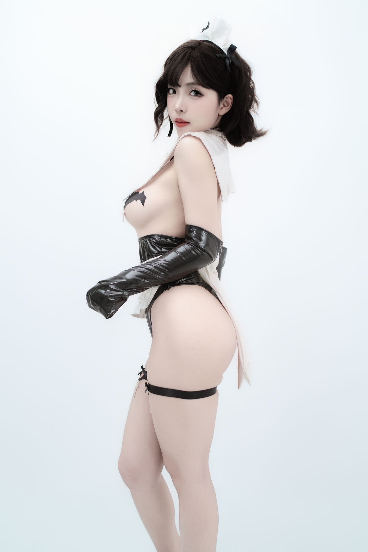 Coser@Bangni邦尼 – 武装修女 (87P)