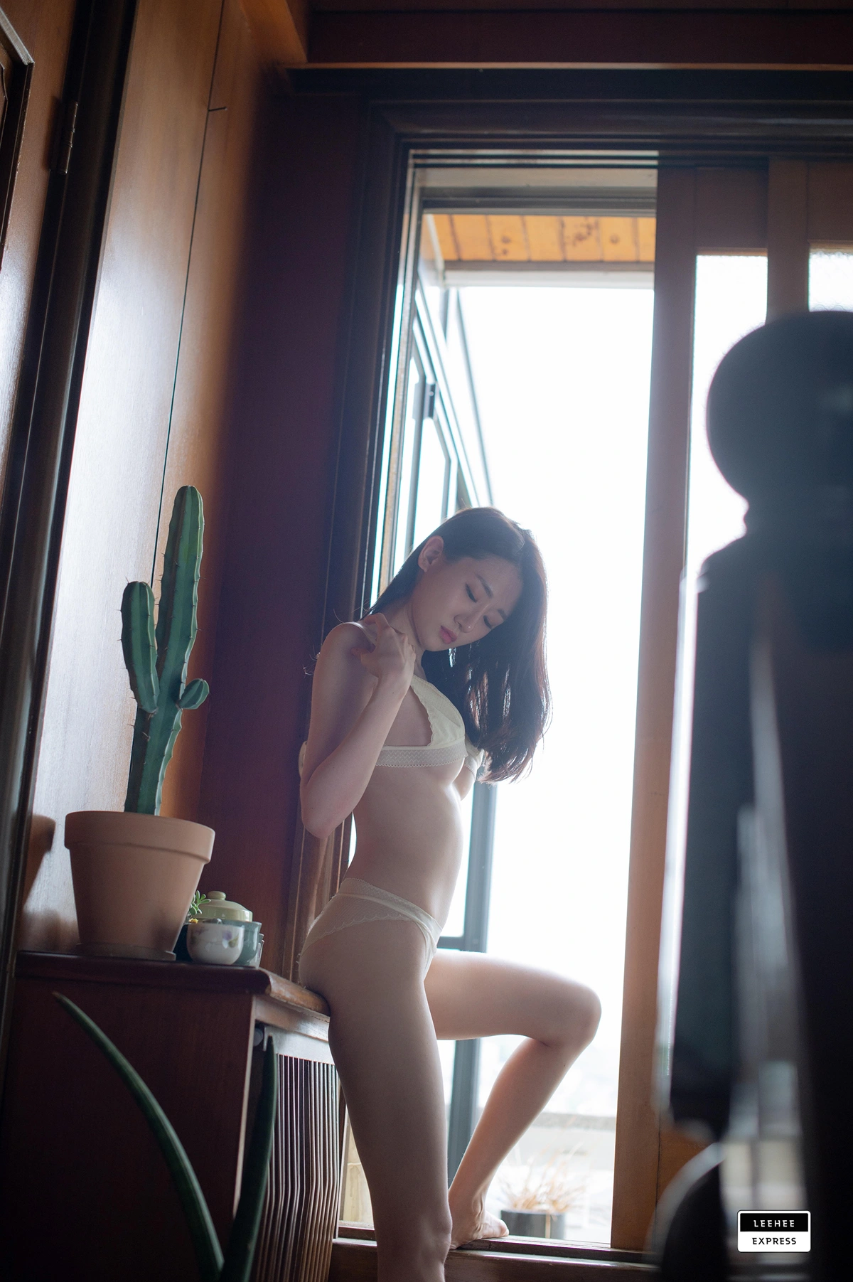 Na Kyung 나경, LEEHEE EXPRESS LERB-093 Set.02
