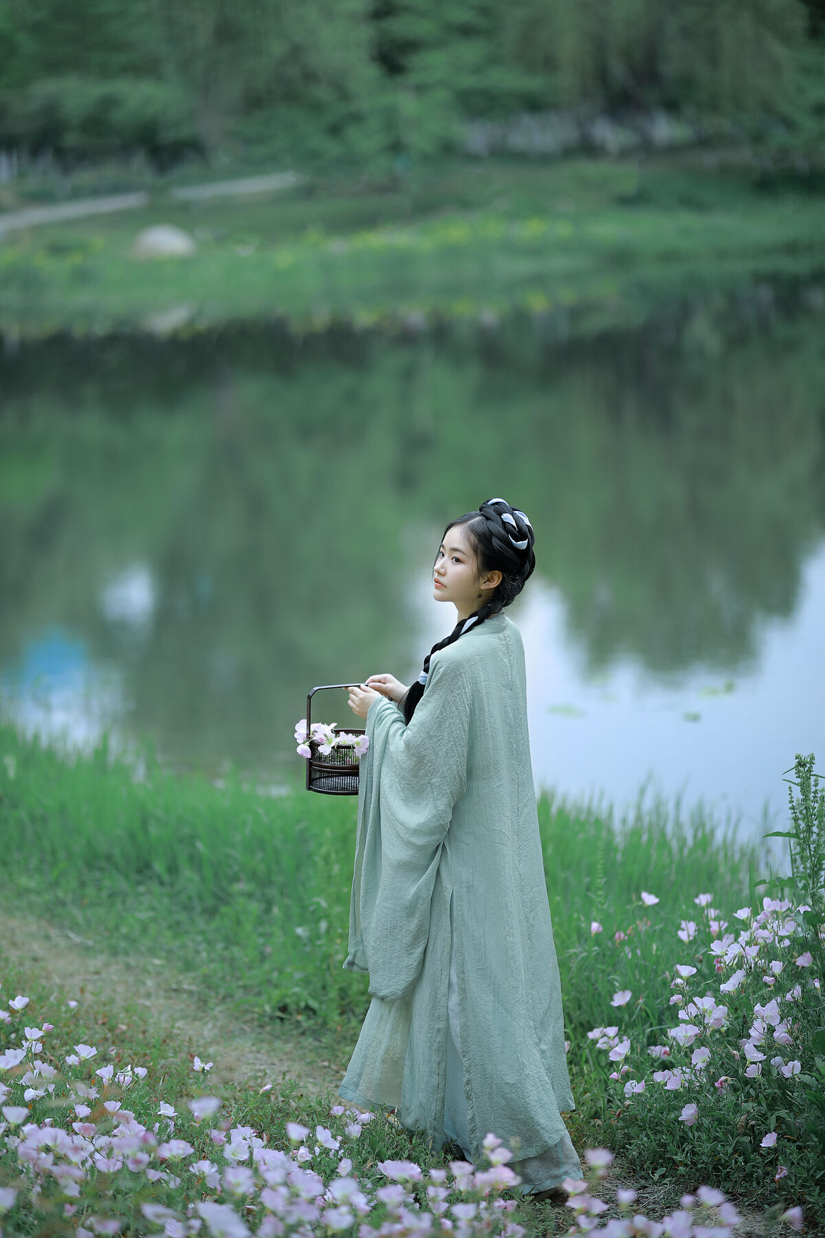 YiTuYu艺图语 Vol.8480 一朵 (23P)