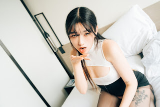 [Loozy] SonSon (손손) – Spit On Mex
