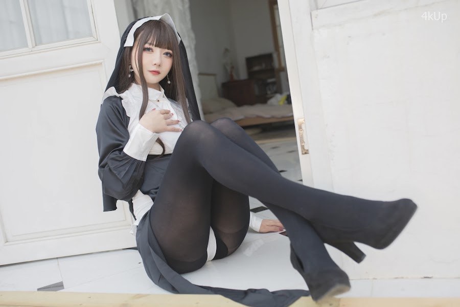Coser@51酱 修女