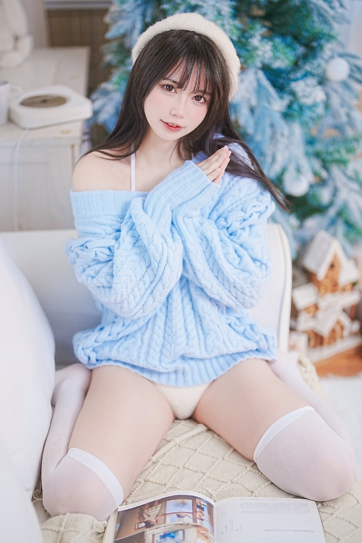 Coser@Tina很妖孽呀 – 蓝色秋冬毛衣