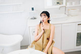 [Loozy] Sonson (손손) – Nude Apron
