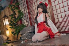 Coser@黏黏团子兔 – 狐之灵梦 Roly Poly